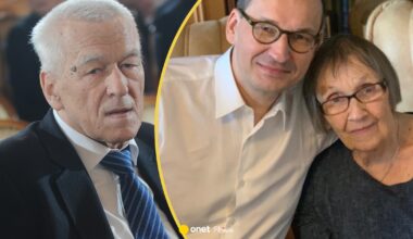 Kornel Morawiecki ożenił się, mając 18 lat. Kilka lat przed śmiercią ujawnił, że zostawił żonę
