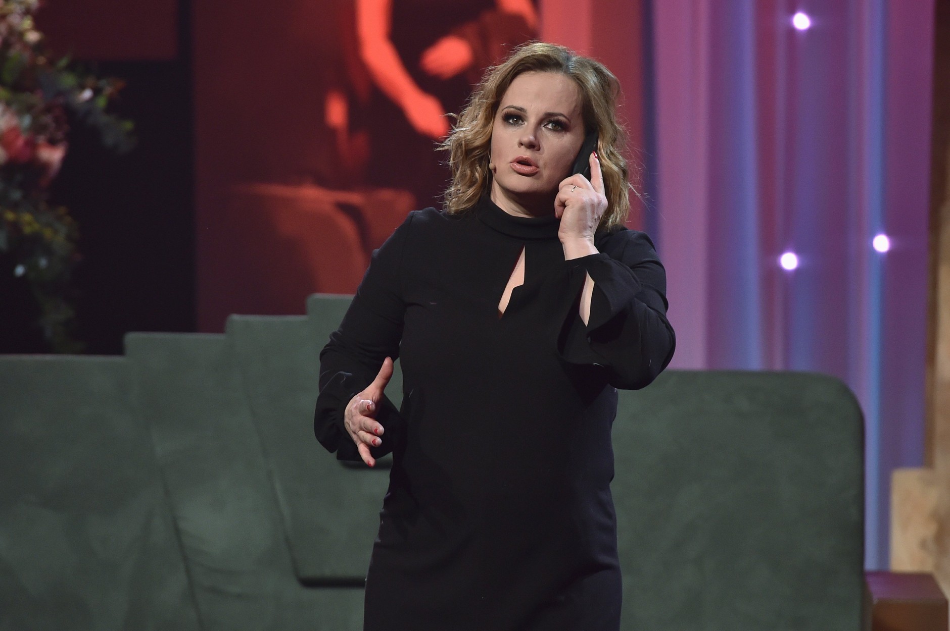 Joanna Kołaczkowska podczas jednego z występów kabaretu Hrabi w 2016 r.