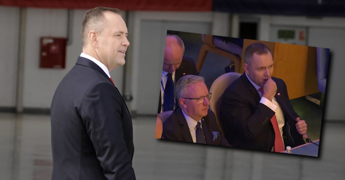 Prezydent Nawrocki i pudełko. Kamery uchwyciły znajomy gest - Onet
