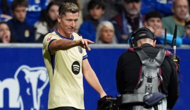 Robert Lewandowski jednym z bohaterów Barcelony. Hansi Flick zadowolony ze zmiany Polaka - sport.tvp.pl