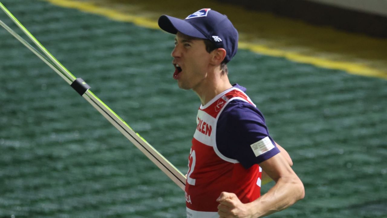 Kamil Stoch i Dawid Kubacki wygrali konkurs duetów w Predazzo - sport.tvp.pl