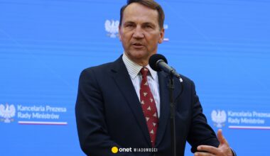 "Nie pozwolę". Radosław Sikorski ostro o słowach Marcina Przydacza