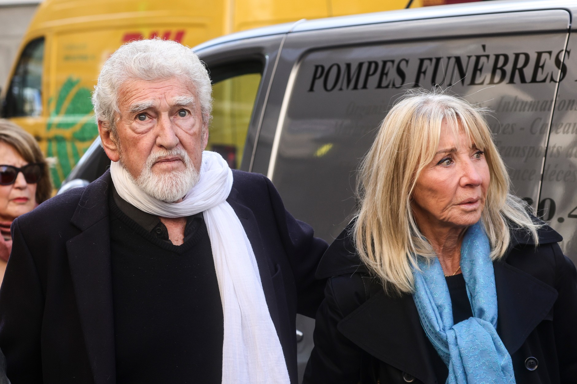 Pogrzeb Claudii Cardinale — francuski aktor Patrick Prejean z żoną Viviane Prejean