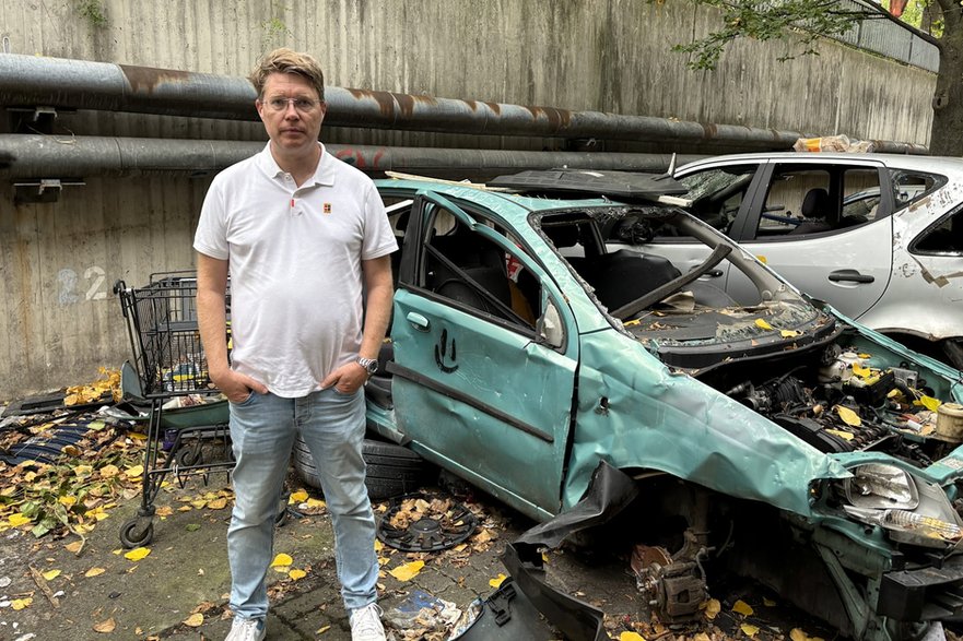 Agent nieruchomości i właściciel kilku mieszkań Sebastian Fesser