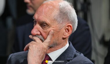 Antoni Macierewicz przegrał w sądzie. Musi przeprosić