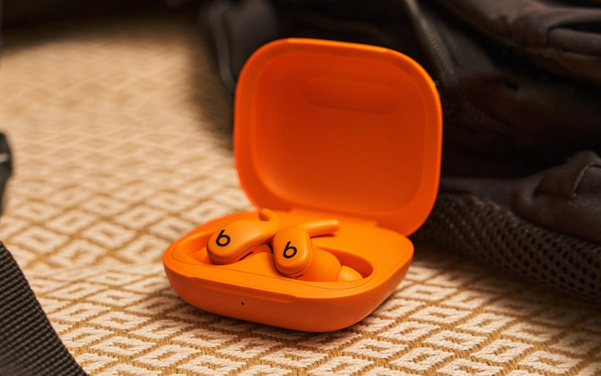 Powerbeats Fit - słuchawki dokanałowe dla sportowców z chipem Apple H1. ANC, Spatial Audio oraz wsparcie dla iOS i Androida [1]