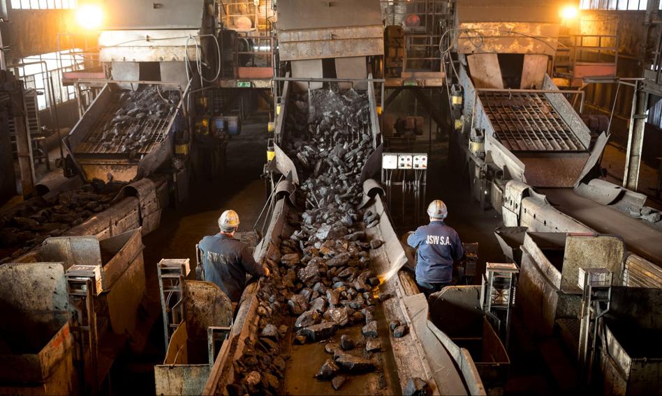 JSW rozważa połączenie kopalń w dwa centra wydobywcze