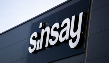 Pilny komunikat Sinsay. „Prosimy o zaprzestanie korzystania i zwrot” :: RMF FM