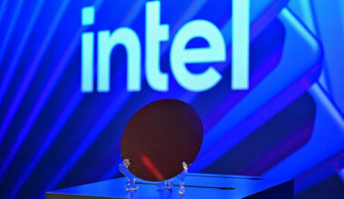 Intel 18A - Omówienie nowej litografii dla procesorów Panther Lake. Lepsza efektywność energetyczna dzięki RibbonFET i PowerVia [1]