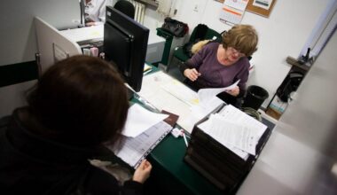 Pensje pracowników samorządowych w górę. MRPiPS pracuje nad projektem