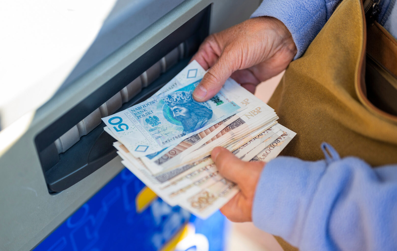 To nie w Warszawie płacą najwięcej. W tych miastach zarobki przekraczają 30 tys. zł