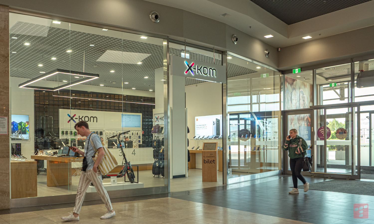 Było 649 zł, a jest 249 zł. x-kom znowu pozamiatał