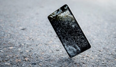 Pilnie usuń to z telefonu. Udaje polskie banki i kradnie kasę