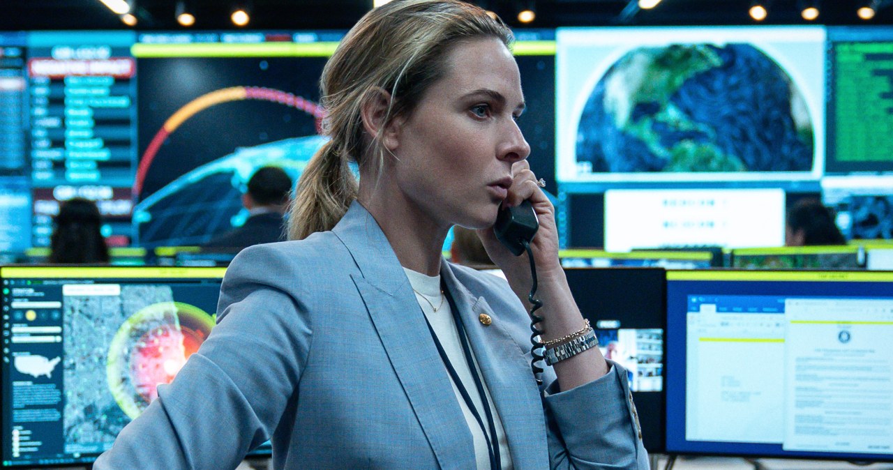 "Dom pełen dynamitu": Kathryn Bigelow i Rebbeca Ferguson z ostrzeżeniem w thrillerze Netfliksa