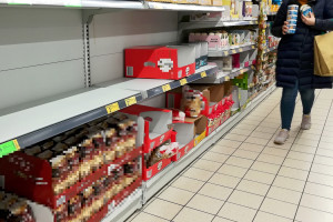 Te produkty będą masowo znikać z półek. Wszystko przez mały znaczek na etykiecie