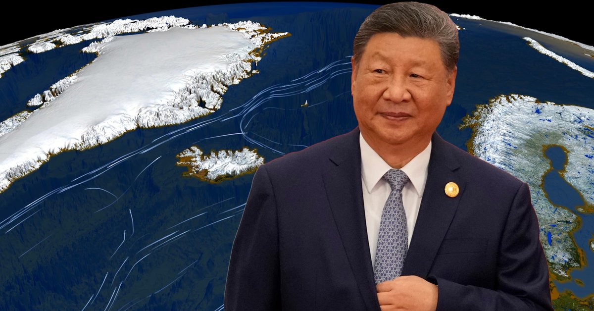 Przywódca Chin Xi Jinping, 1 września 2025 r., Tianjin w Chinach. W tle mapa z uwzględnieniem Arktyki