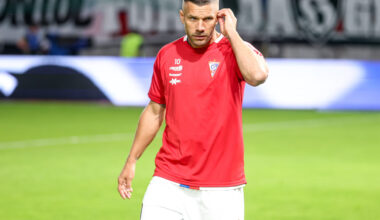 Arka Gdynia wbiła szpilkę Podolskiemu. Ostra reakcja Górnika