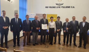 Nowa linia kolejowa przetnie góry. Pociągi pojadą pod ziemią i nad przepaściami