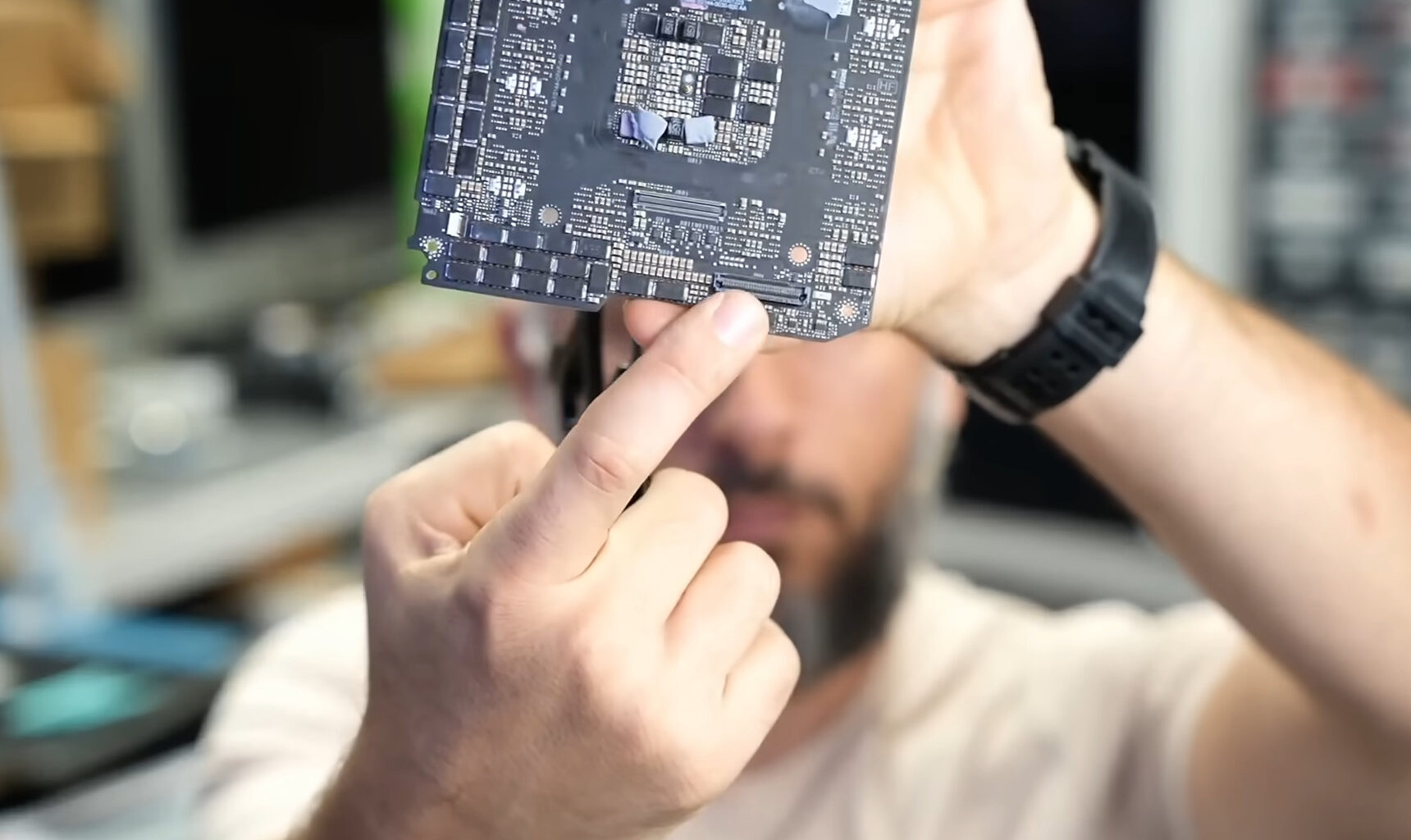 "Trzymajcie się jak najdalej” – ekspert krytykuje topową kartę NVIDII