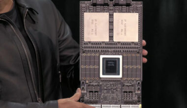 NVIDIA Vera Rubin Superchip - prezentacja prototypu wielkości płyty głównej, który wejdzie do produkcji już w przyszłym roku [1]