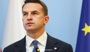 Burza wokół decyzji Żurka. Rzecznik rządu reaguje. "Jeżeli ich boli"