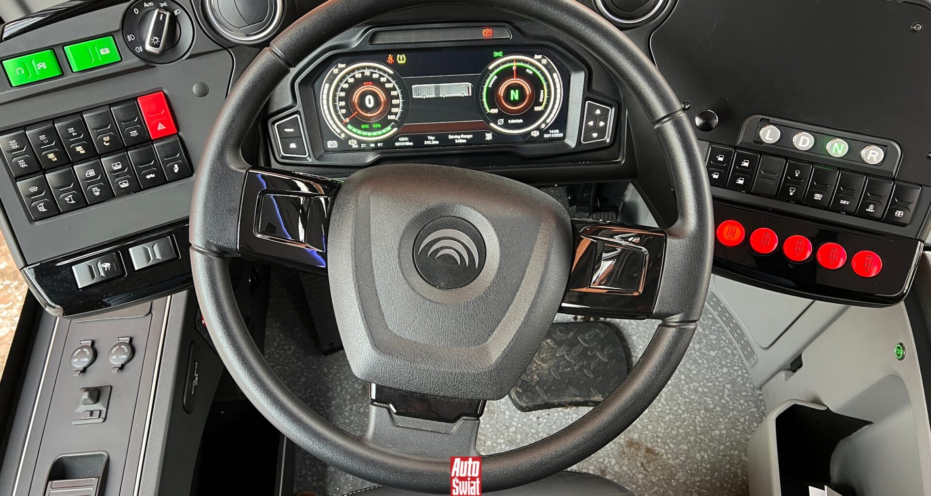 Pierwsze takie testy w Europie. Kompleksowo sprawdzili chiński pojazd i odkryli w nim specjalny moduł