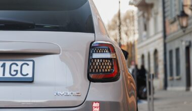 Fiat 600 bardzo potaniał. Nowe ceny hybrydowego SUV-a z polskiej fabryki to hit