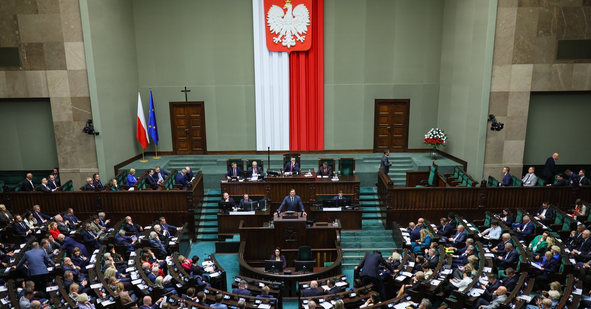 Partia Grzegorza Brauna z dużym wzrostem poparcia. Najnowszy sondaż partyjny