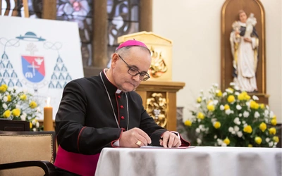 Abp Przybylski kanonicznie objął rządy w archidiecezji katowickiej, cz. 2
