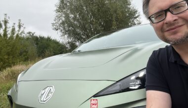 Jeździłem MG4 XPower. Ma taką relację mocy do ceny, że gdyby rozwijał 80 KM, kosztowałby 32 tys. zł