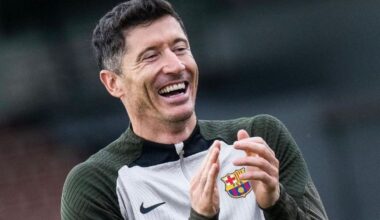 Lewandowski zagra w Premier League? Znany klub chce Polaka - SportoweFakty