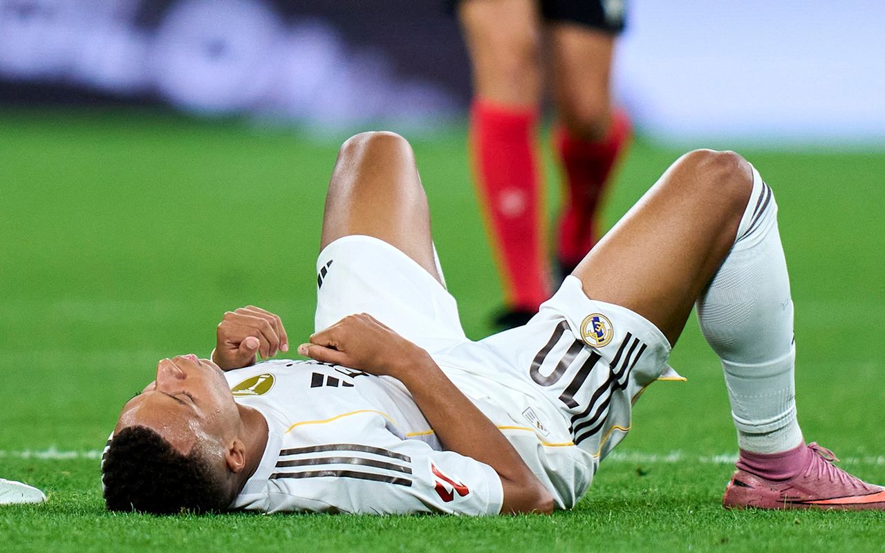 Niepokojąca scena. Kontuzja Kyliana Mbappe tuż przed końcem meczu