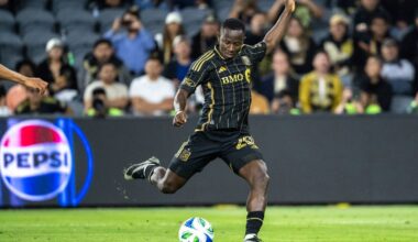 skrzydłowy znowu chce zagrać w Wiśle Kraków. Klub to rozważa