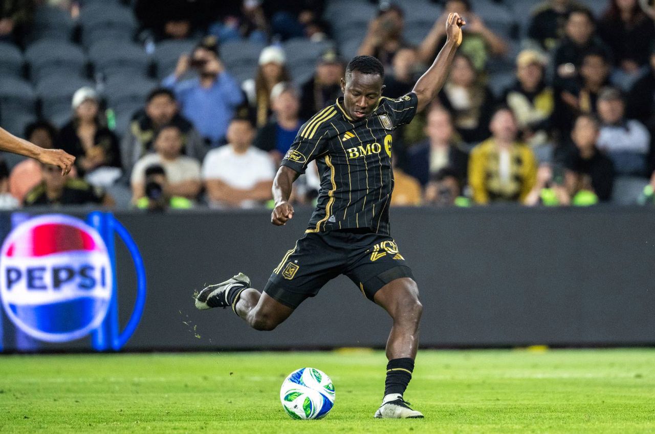 skrzydłowy znowu chce zagrać w Wiśle Kraków. Klub to rozważa