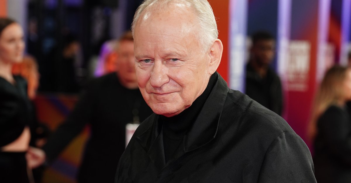 Stellan Skarsgard