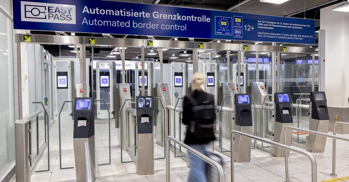 Lotnisko w Duesseldorfie stosuje system unijny EasyPASS. Nie trzeba już stemplować paszportu