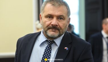 Emocje w trakcie konferencji Żurka. "Nie uda się panu wyprowadzić mnie z równowagi"