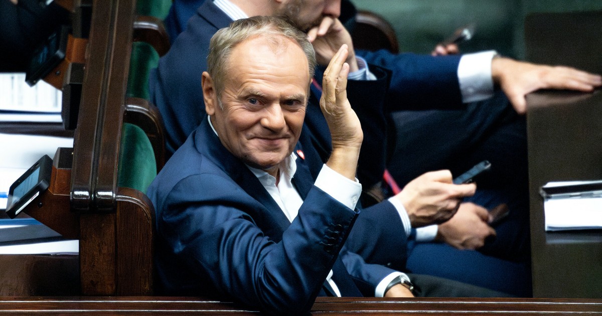 Nowy sondaż parlamentarny. Dwucyfrowa przewaga KO nad PiS