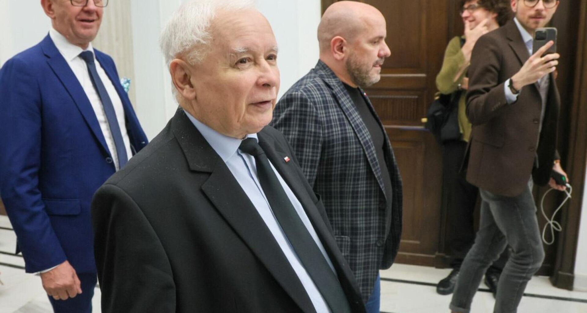 Afera z działką dla CPG popsuła nastroje w PiS. "Wiem, że Kaczyński czekał"