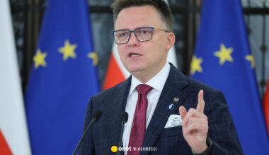 Mówił o "zamachu stanu". Prokuratura przesłucha Szymona Hołownię