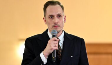 Poseł miał próbować wynieść towar ze sklepu. Obsługa wezwała policję - Onet