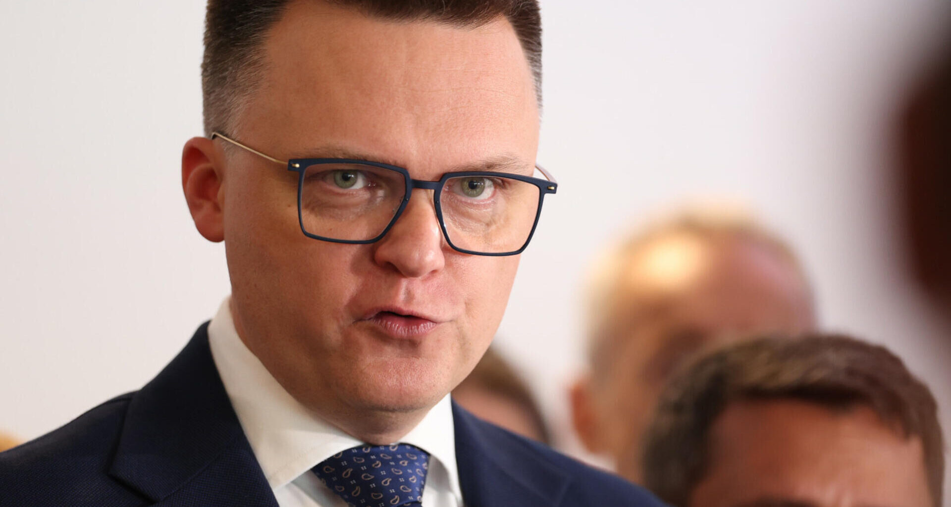 "Dlaczego Szymek wziął tak duży kredyt?". "Brutalna prawda" o długach Polski 2050 [DZIEJE SIĘ]
