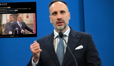 Incydent na konferencji PiS. Do posła podszedł przechodzień [WIDEO]