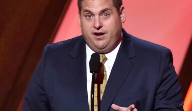 Jonah Hill zrzucił 40 kg. Na planie nowego filmu aktor jest nie do poznania [ZDJĘCIA] - Onet