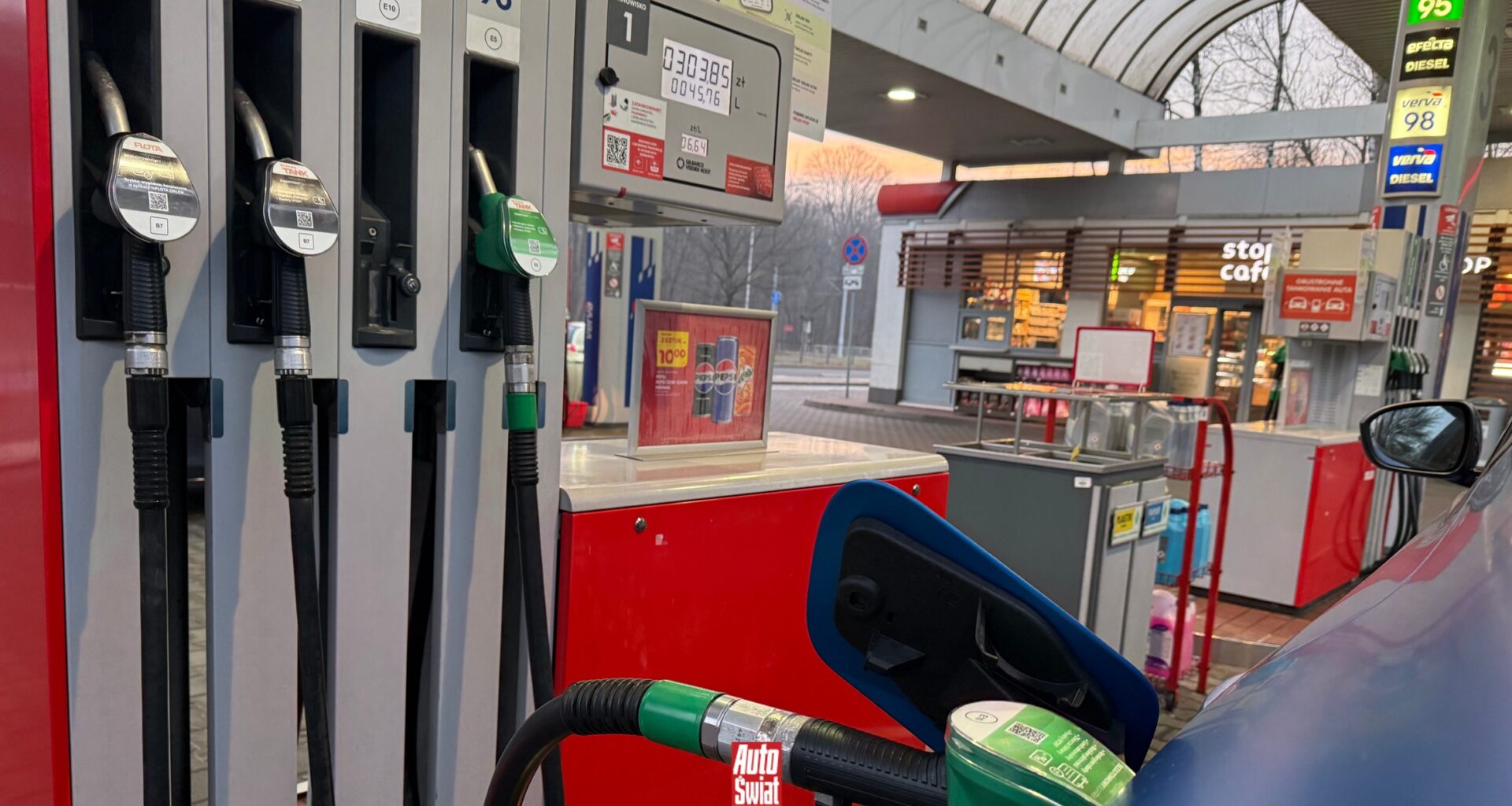 Benzyna zimowa — czym różni się od zwykłej? Jak mogę zatankować zimową benzynę?