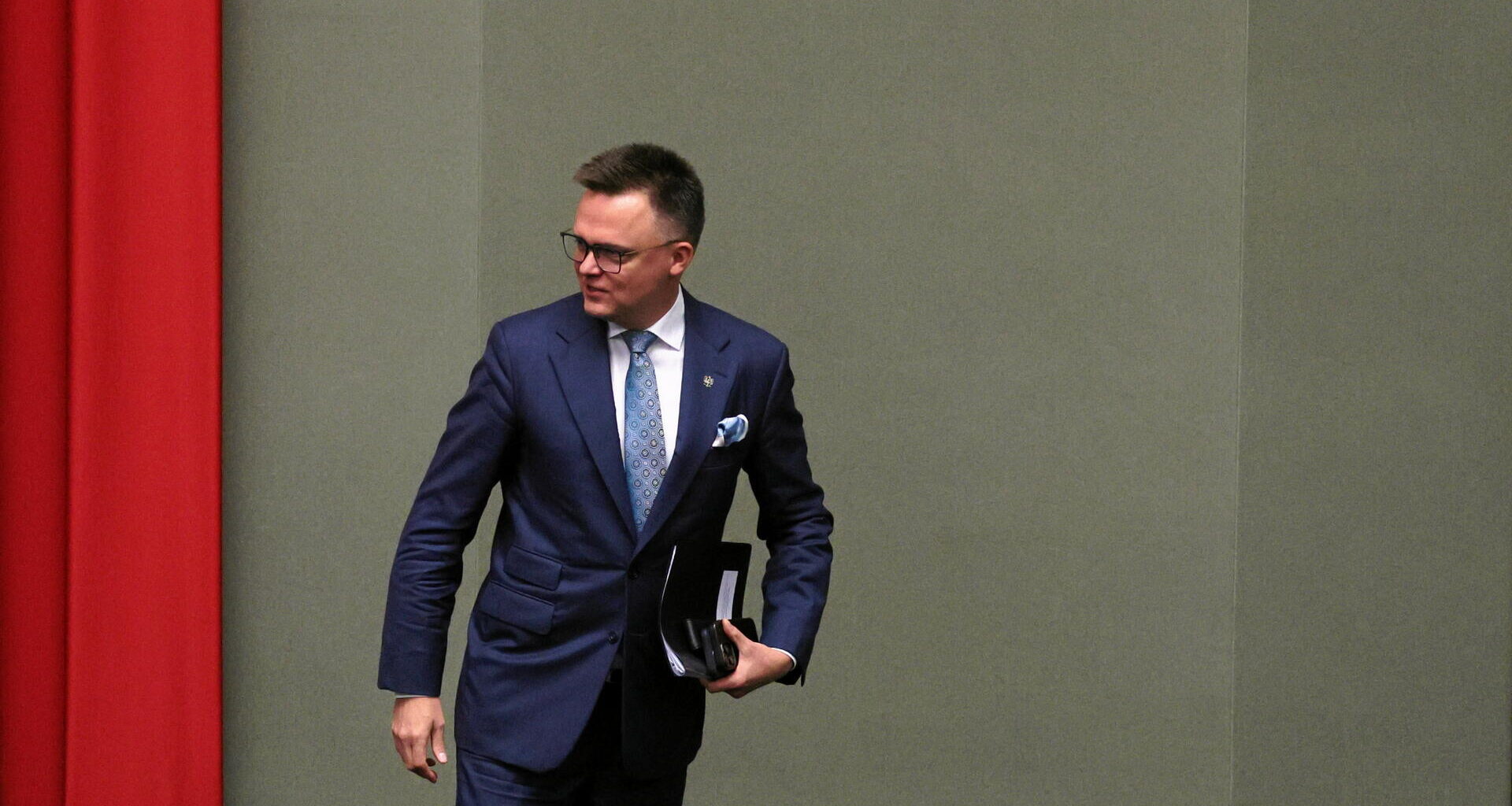 Hołownia trafi do Watykanu? "Tuskowi zależy na tym, żeby eksportować go za granicę"