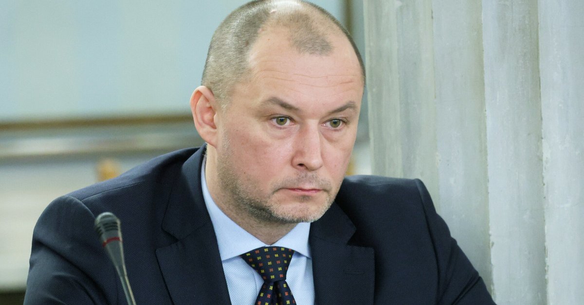Sędzia zamieszany w "aferę hejterską" miał pijany wjechać w drzewo. Nowe informacje