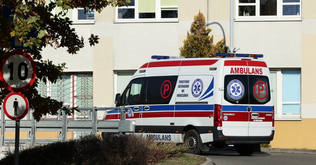 Mężczyzna miał 7,17 promila alkoholu. Trafił do szpitala w Mielcu - Onet