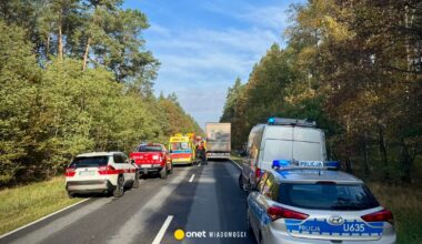 Poważny wypadek w Wielkopolsce. Autobus z dziećmi zderzył się z cysterną