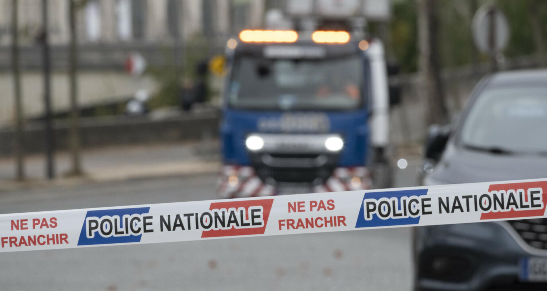 Jak w siedem minut stracić sto milionów euro? W historii z Luwru szczęka opada